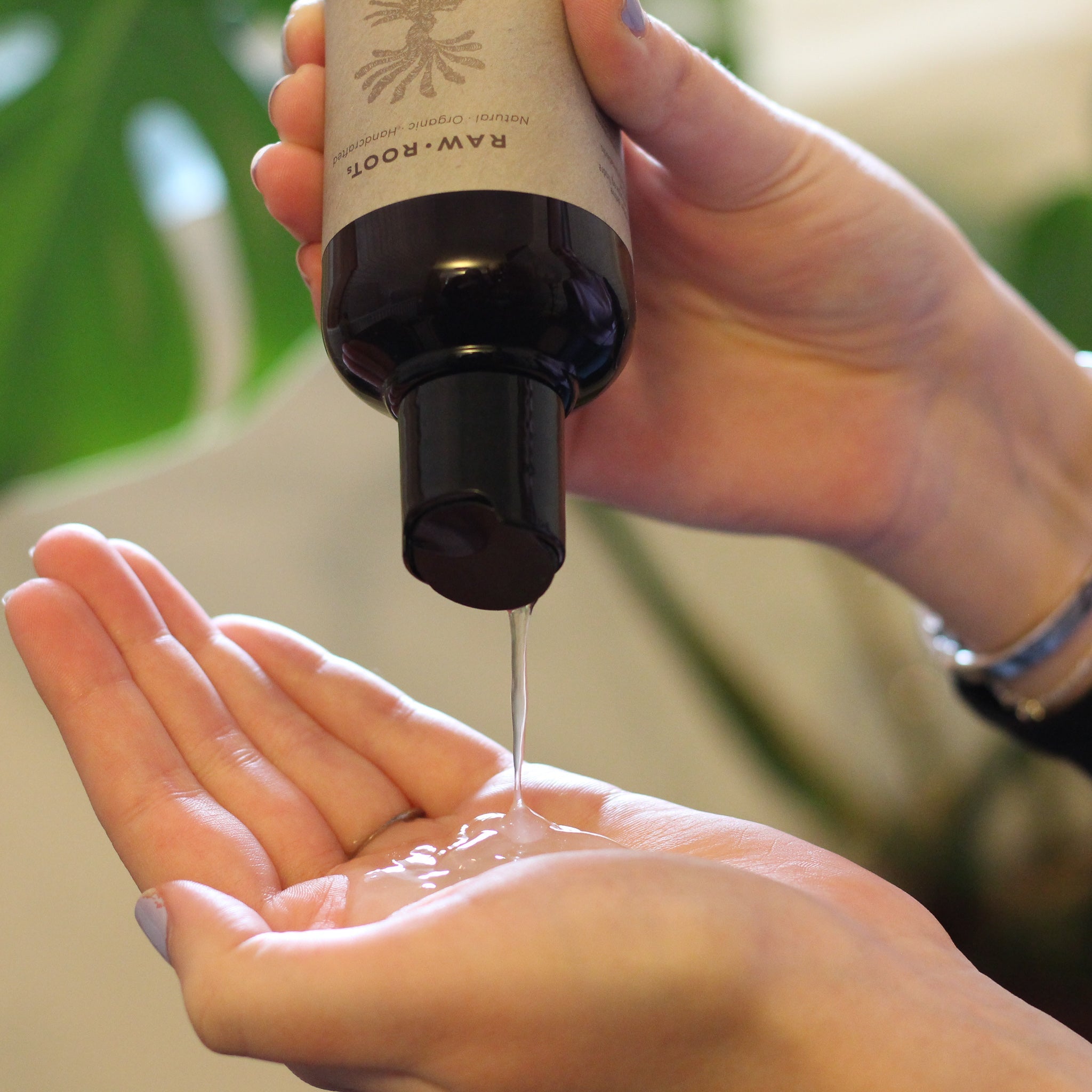 How to choose the right shampoo for your dreadlocks